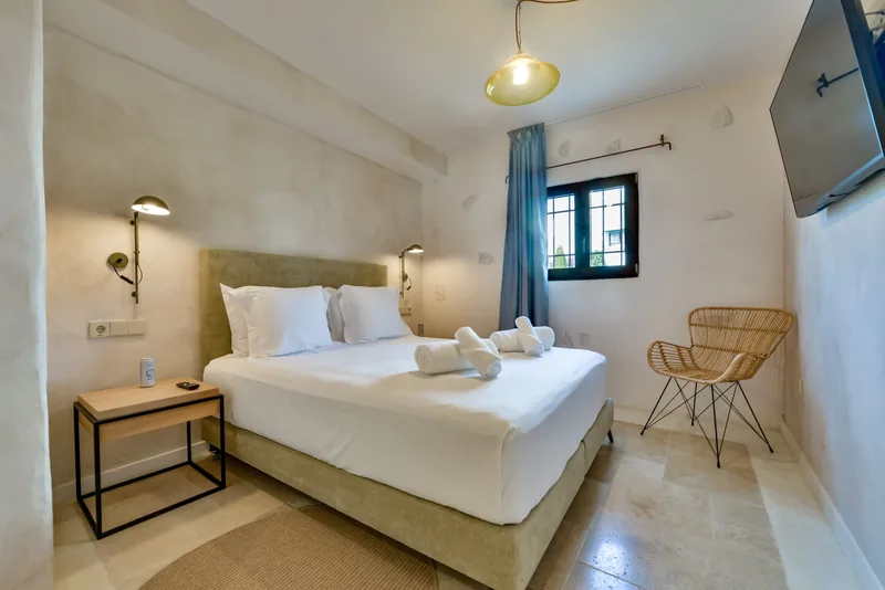 Queen Room at Maison Salva — photo 3